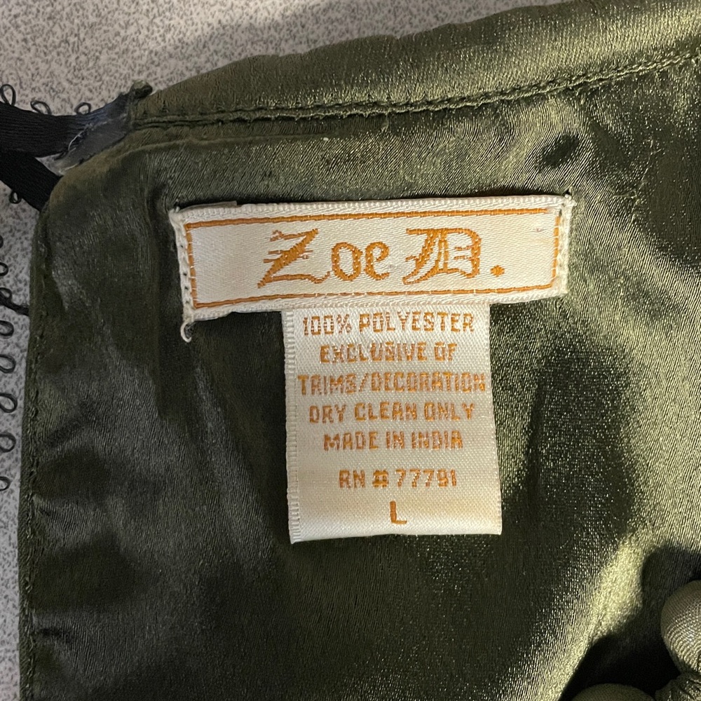 Olive green colored blouse - Picture 4 of 6